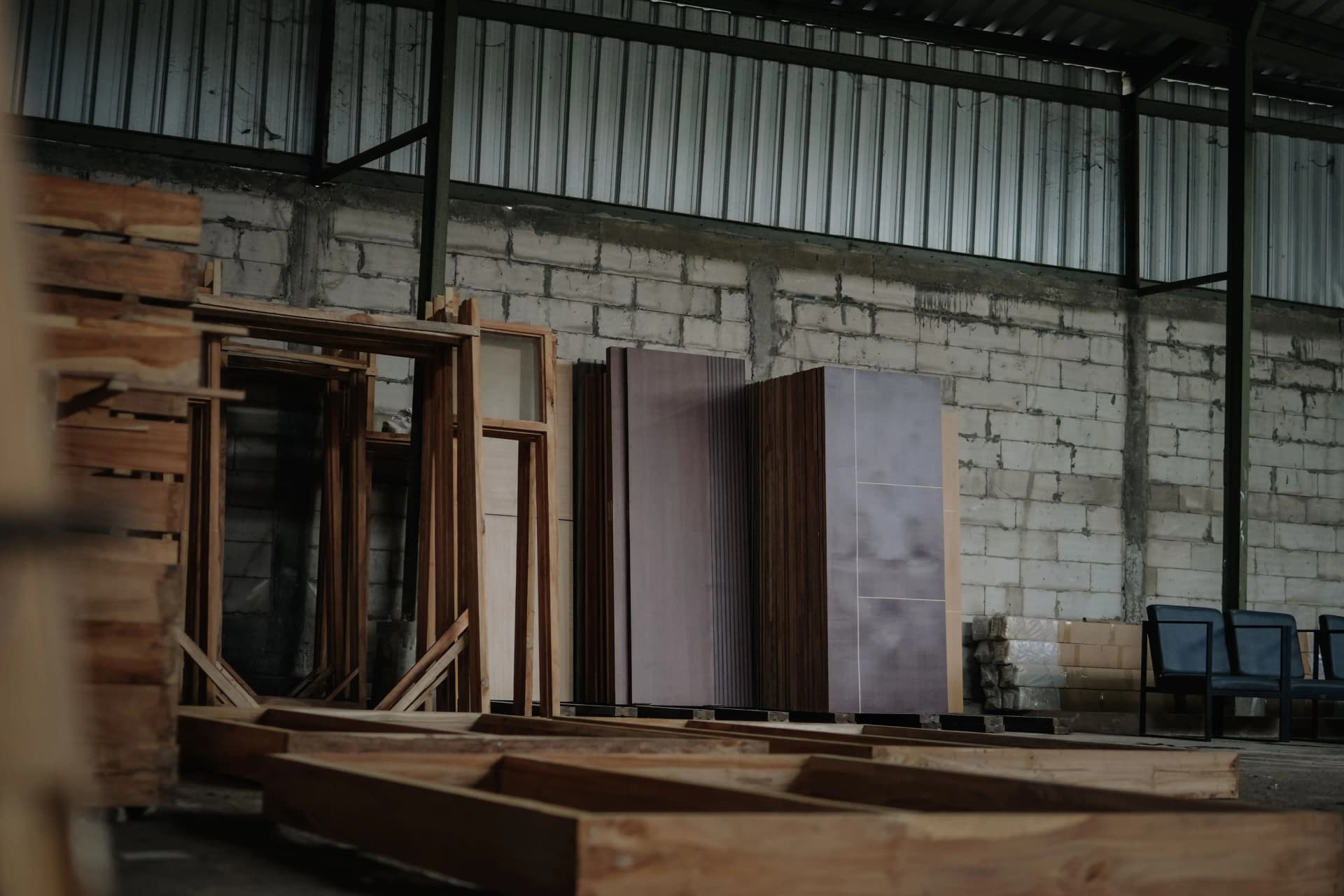 Pintu berkualitas untuk rumah dan proyek