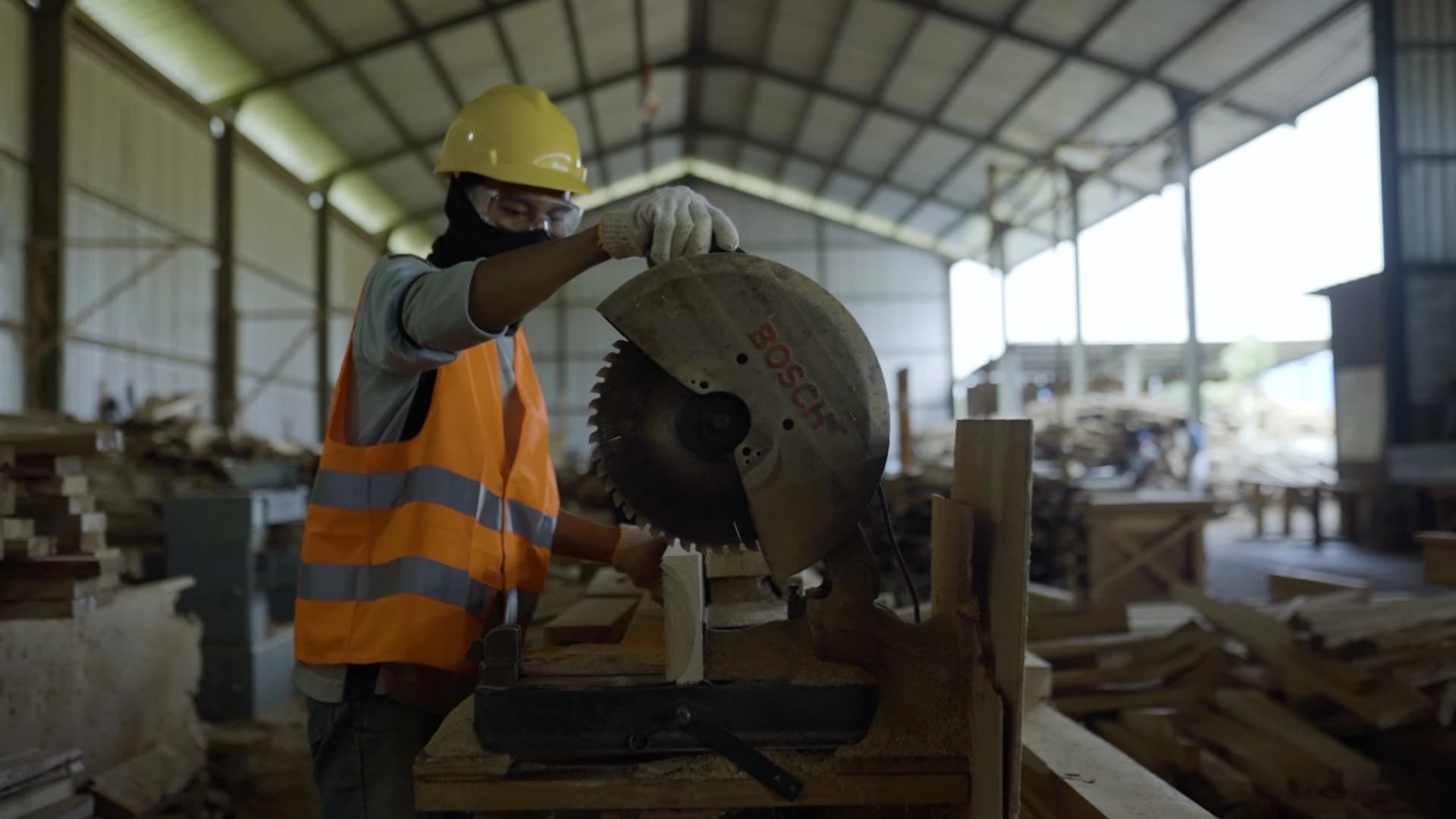 Solusi pintu dan gerbang modern